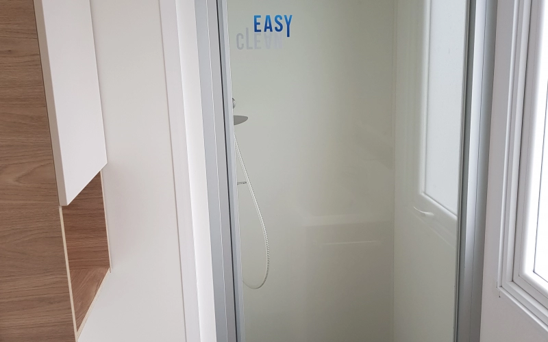 Salle de bain mobil-home en Normandie