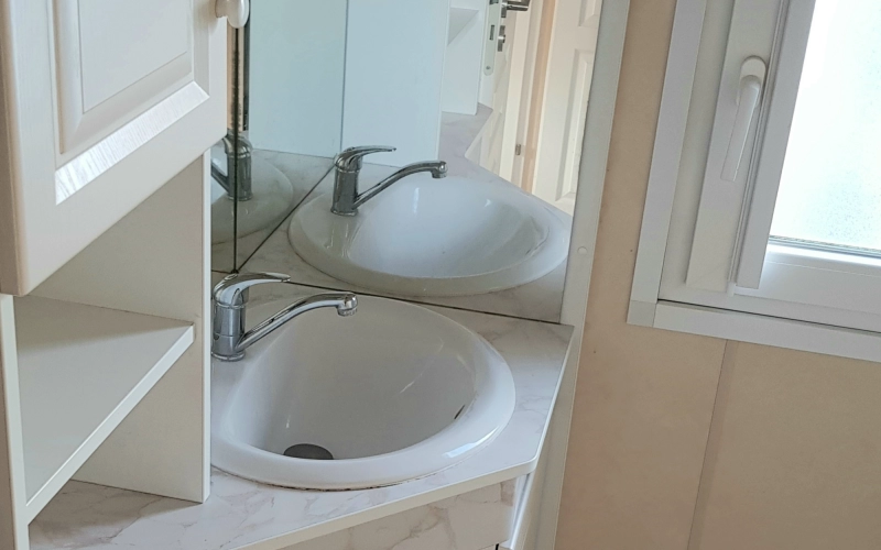 Salle de bain mobil-home en Normandie