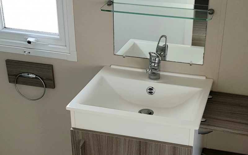 Salle de bain mobil-home en Normandie