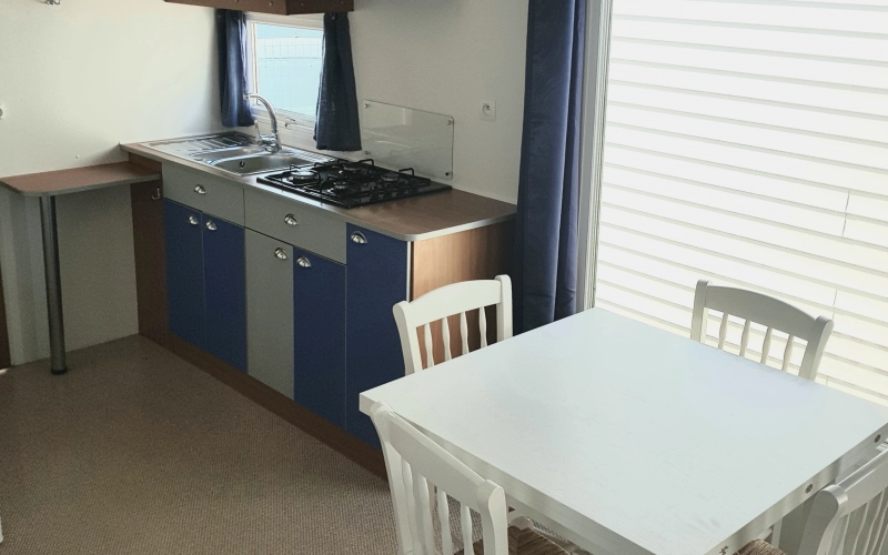 Cuisine / Séjour  mobil-home en Normandie