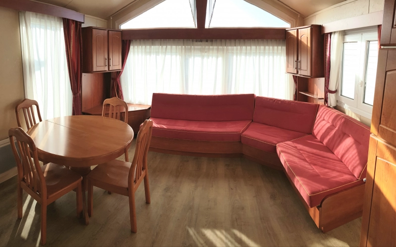 pièce de vie mobil-home en Normandie