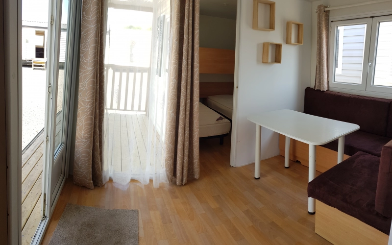 pièce de vie mobil-home en Normandie