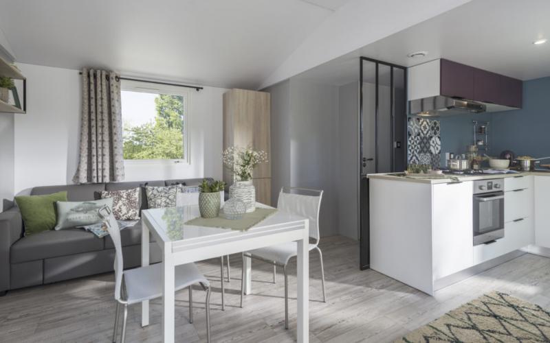 VACANCES CARAÃBES - interieur mobil-home en Normandie