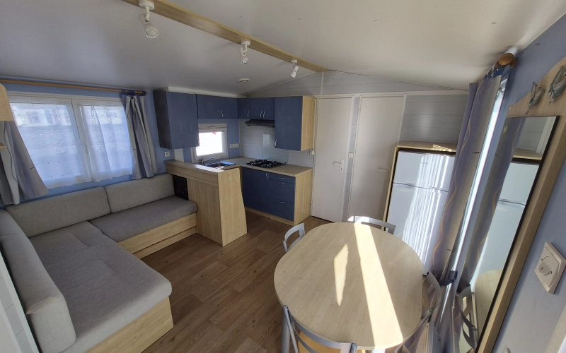 pièce de vie mobil-home en Normandie