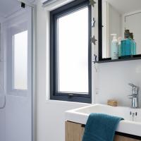 STANDING VP77 - salle de bain - Vente mobil-homes neuf et occasion en Normandie STANDING VP77 - salle de bain - Vente mobil-homes neuf et occasion en Normandie