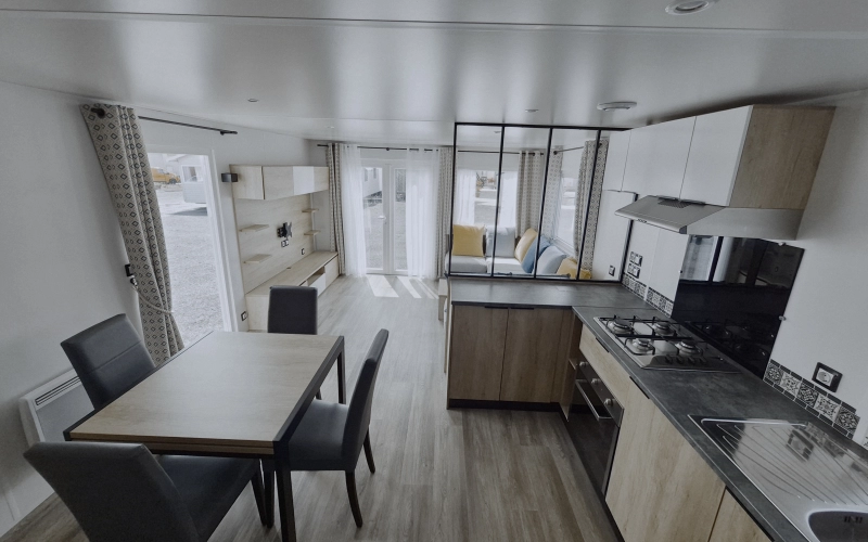 pièce de vie mobil-home en Normandie
