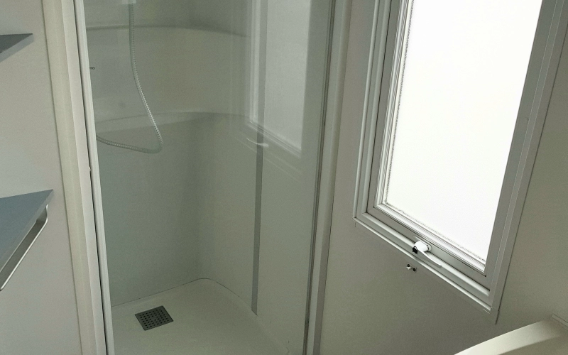 Salle de bain mobil-home en Normandie