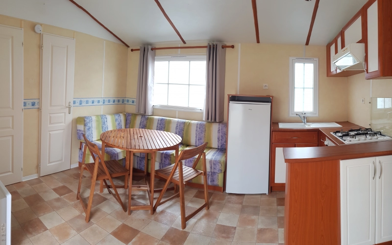 pièce à vivre mobil-home en Normandie
