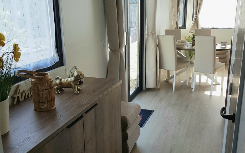 couloir chambre mobil-home en Normandie