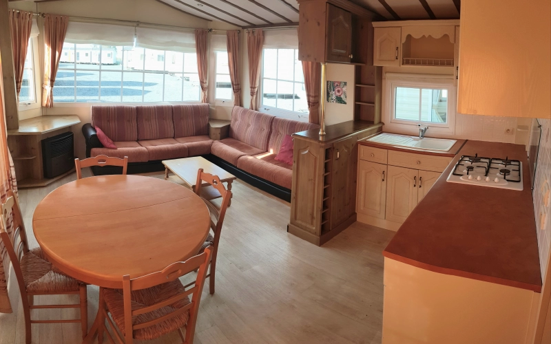 pièce de vie mobil-home en Normandie