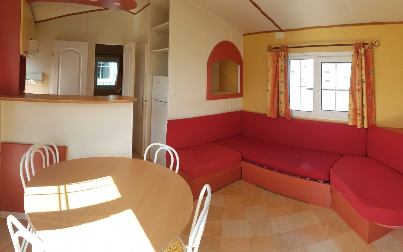 pièce de vie mobil-home en Normandie