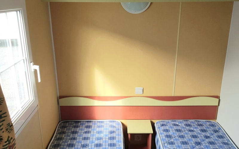 Chambre 3 mobil-home en Normandie