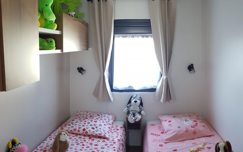 Chambre 2 mobil-home en Normandie